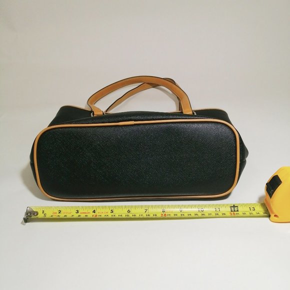 Giani Bernini Saffiano Tote - Picture 4 of 12